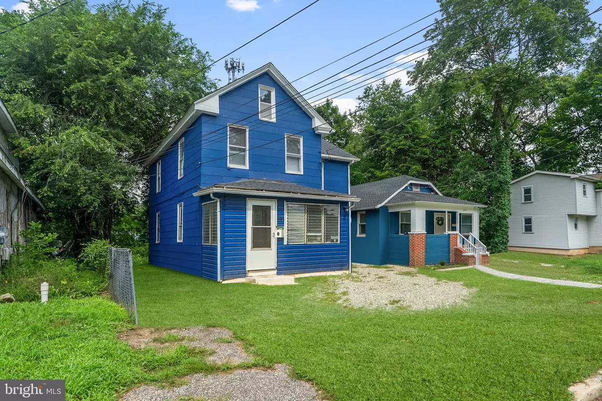 Williamstown, NJ 08094,221 OAK ST