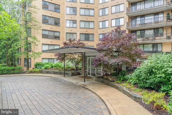 Washington, DC 20008,4740 CONNECTICUT AVE NW #417