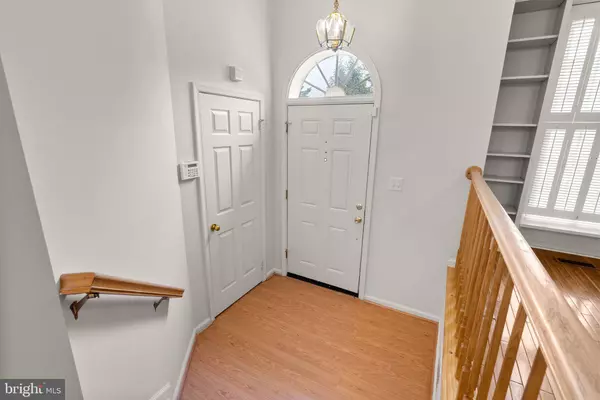 Rockville, MD 20852,1 CEDARWOOD CT