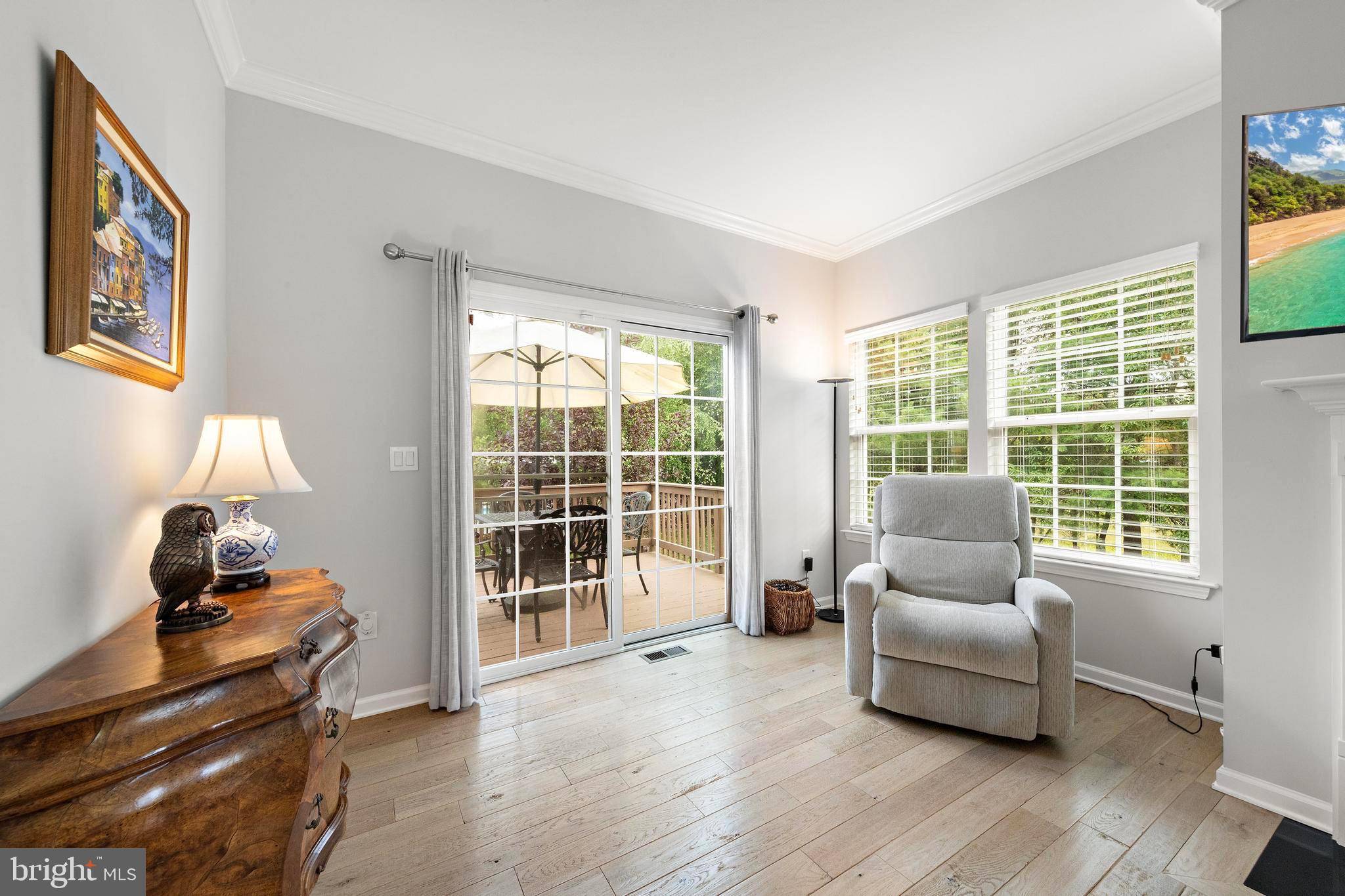 Manahawkin, NJ 08050,17 ISLAND BREEZE CT