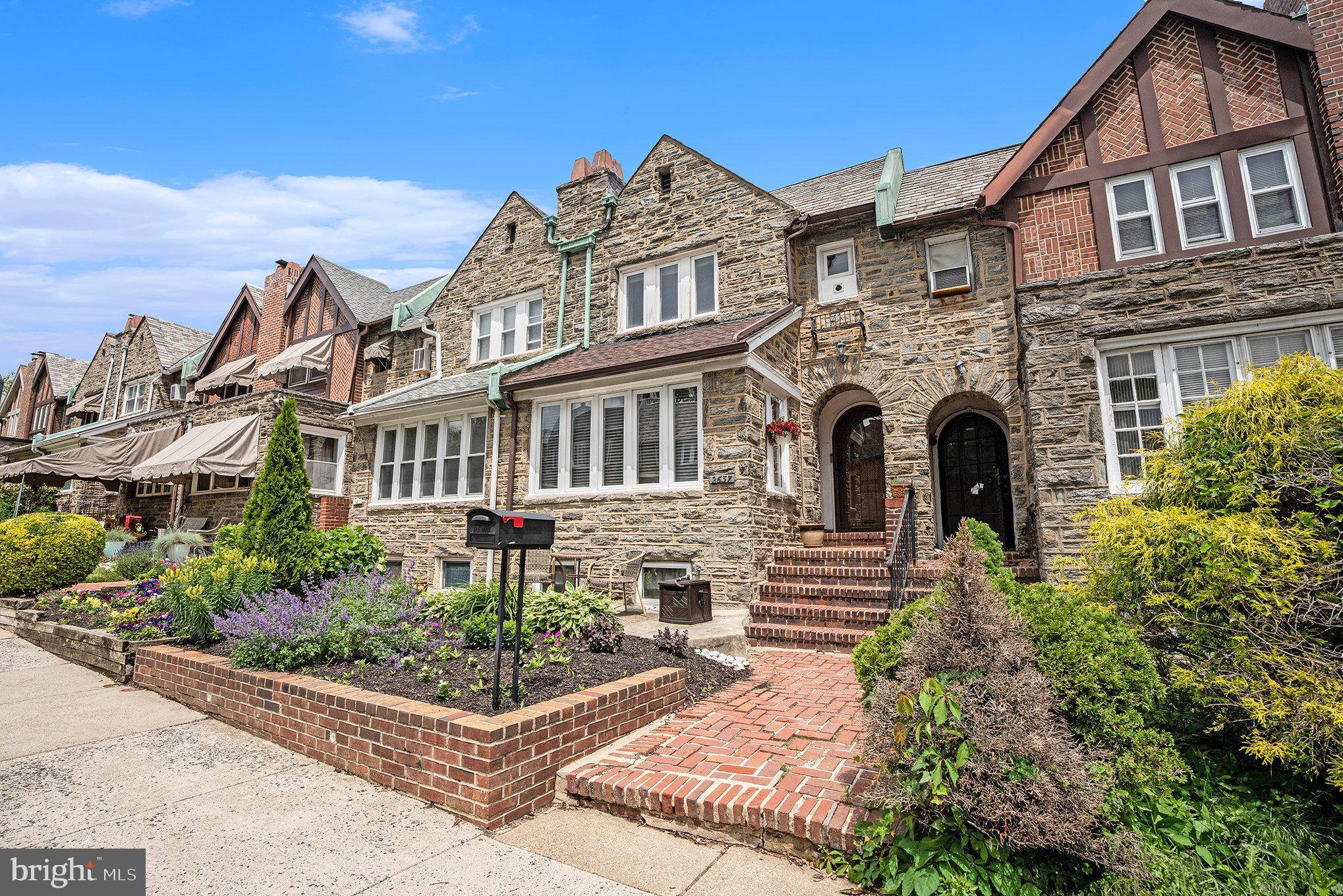 Philadelphia, PA 19131,2637 LENAPE RD