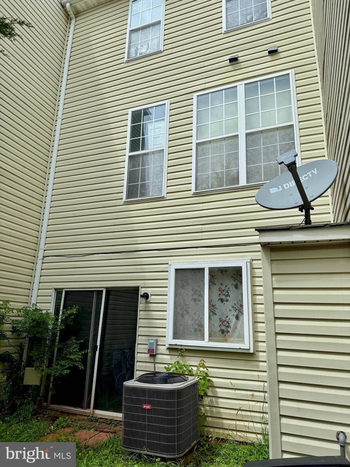 Herndon, VA 20171,13133 PARK CRESCENT CIR