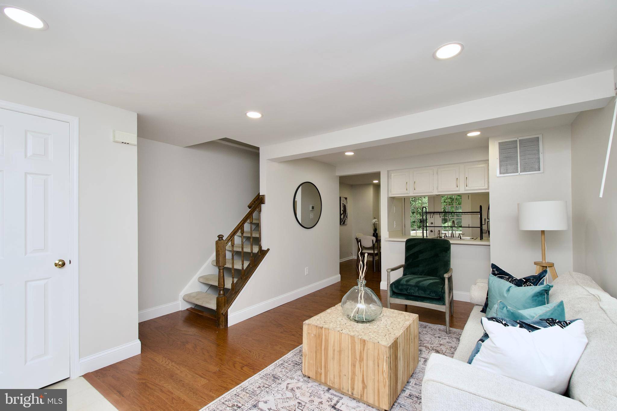 Reston, VA 20194,11900 FIELDTHORN CT
