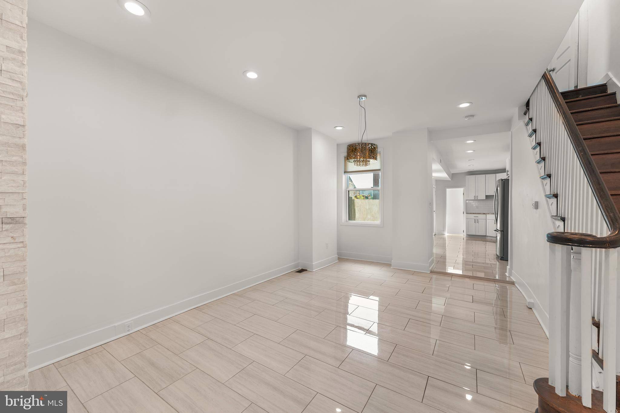 Philadelphia, PA 19122,1529 N LAWRENCE ST