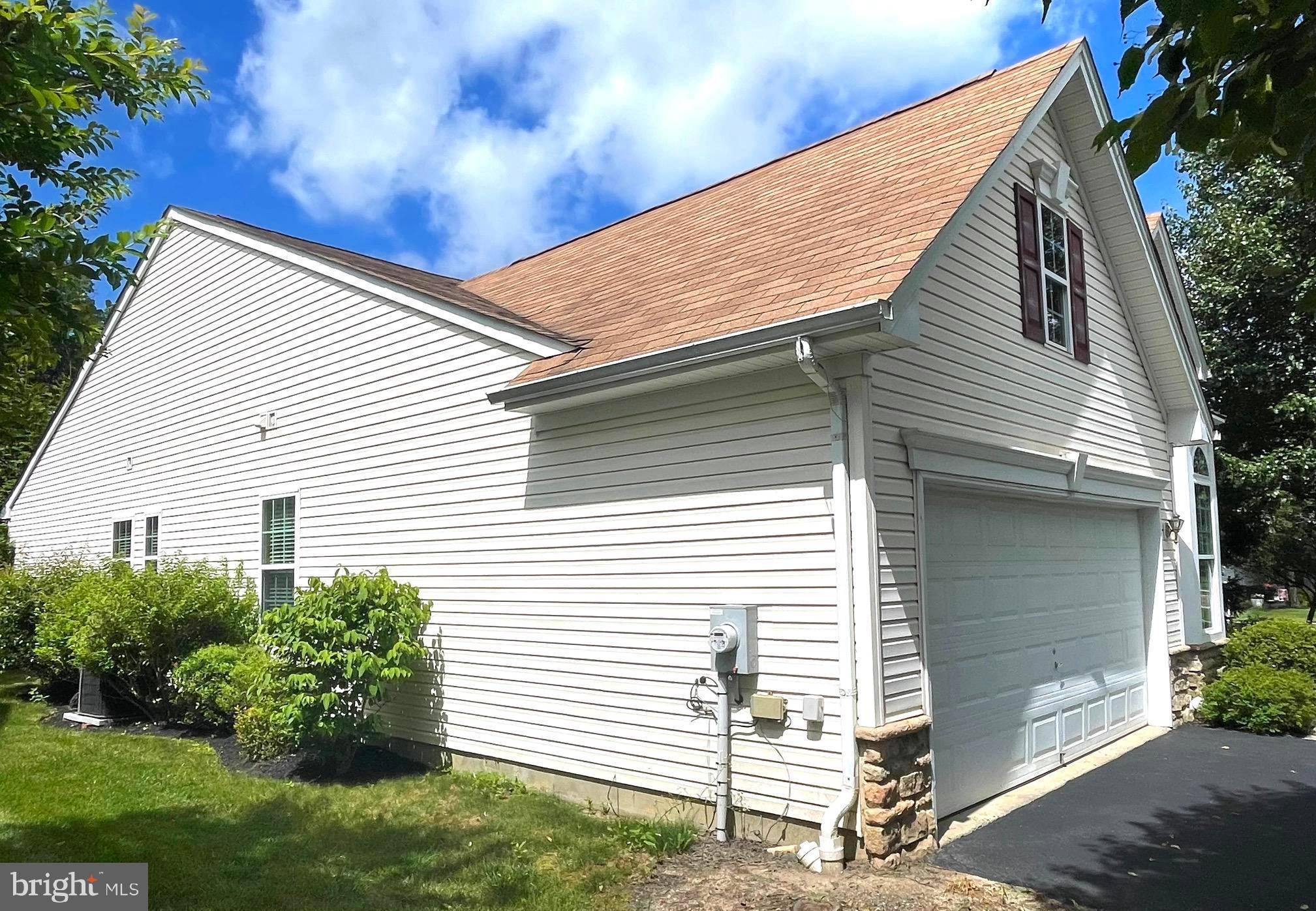Pennington, NJ 08534,23 YORK RD
