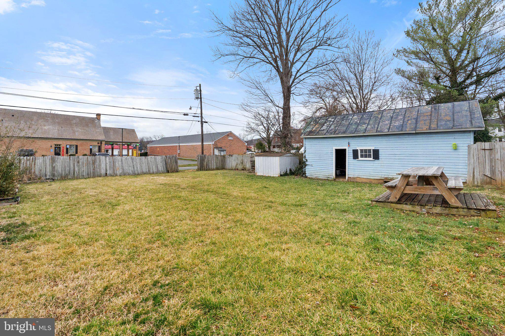 Front Royal, VA 22630,233 VIRGINIA AVE