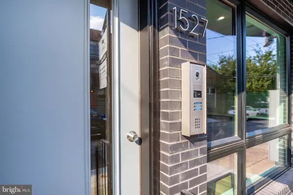 Philadelphia, PA 19130,1527 OGDEN ST #2