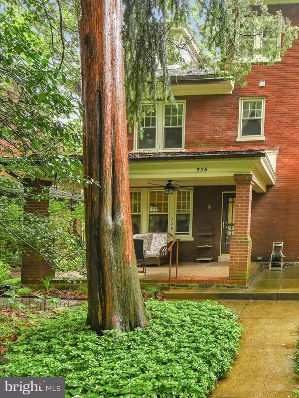 Lancaster, PA 17603,528 STATE ST