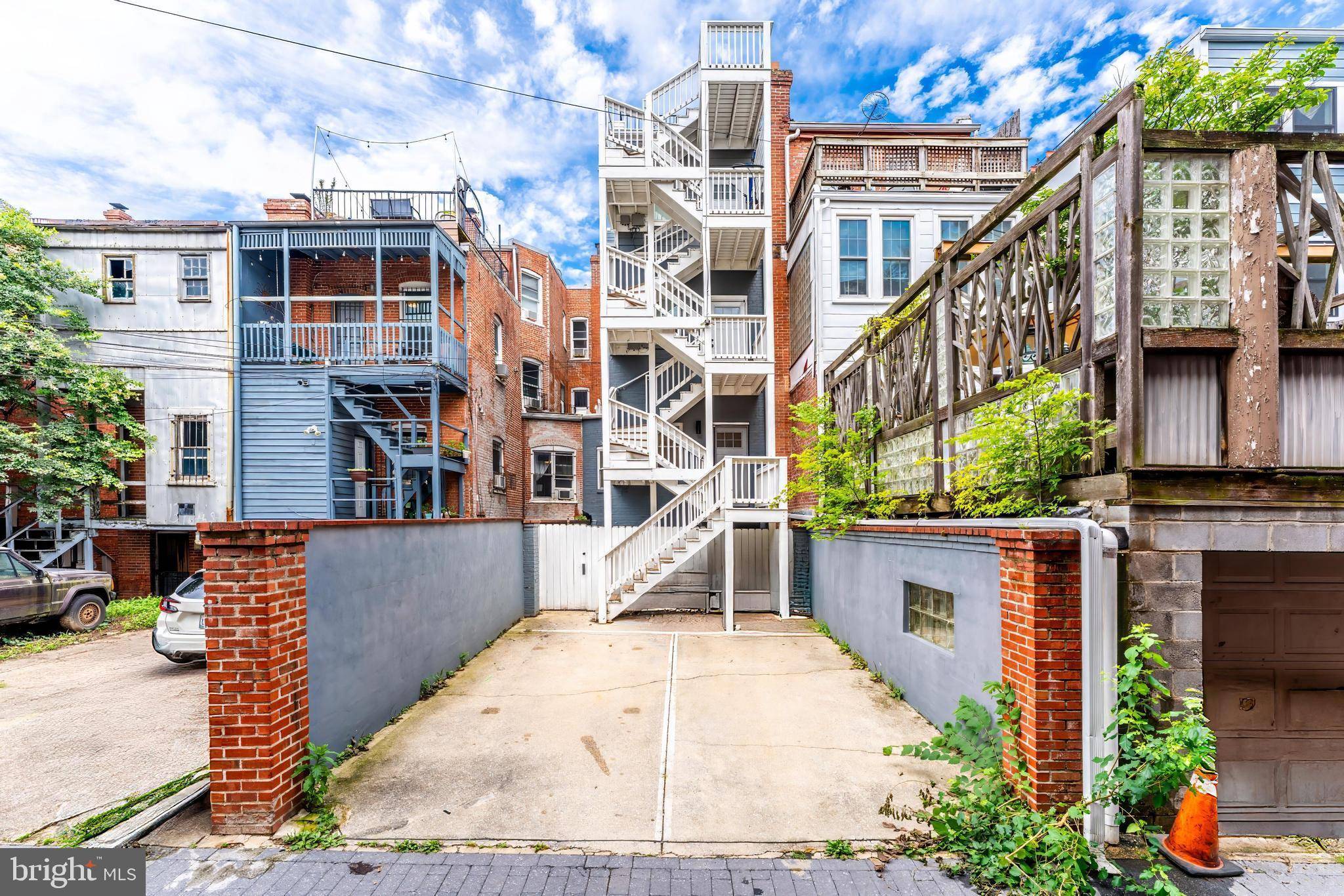 Washington, DC 20010,3317 16TH ST NW #2