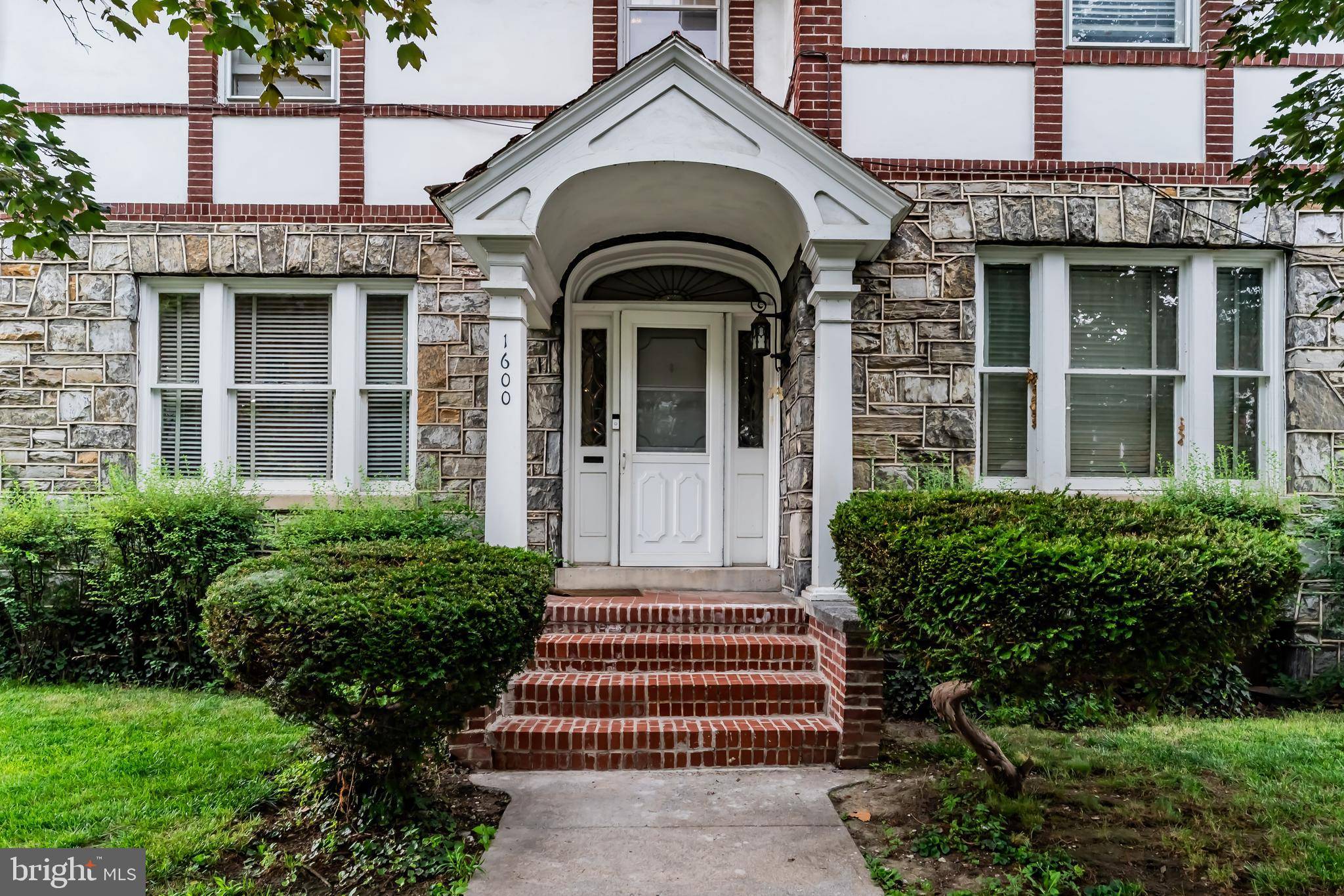 Harrisburg, PA 17103,701 N 16TH ST