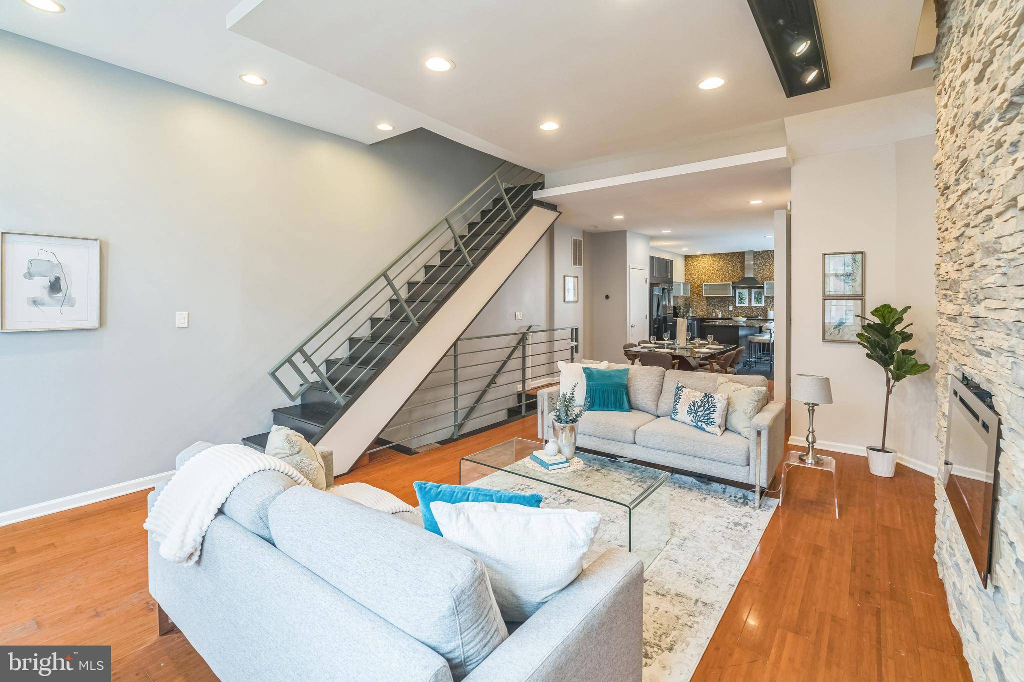 Philadelphia, PA 19130,1624 FAIRMOUNT AVE