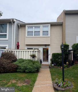 7942 BENTLEY VILLAGE DR #33A, Springfield, VA 22152