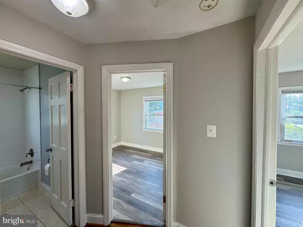 Hyattsville, MD 20784,7204 GLENRIDGE DR