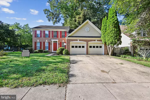 2111 CROSSGATE DR, Crofton, MD 21114