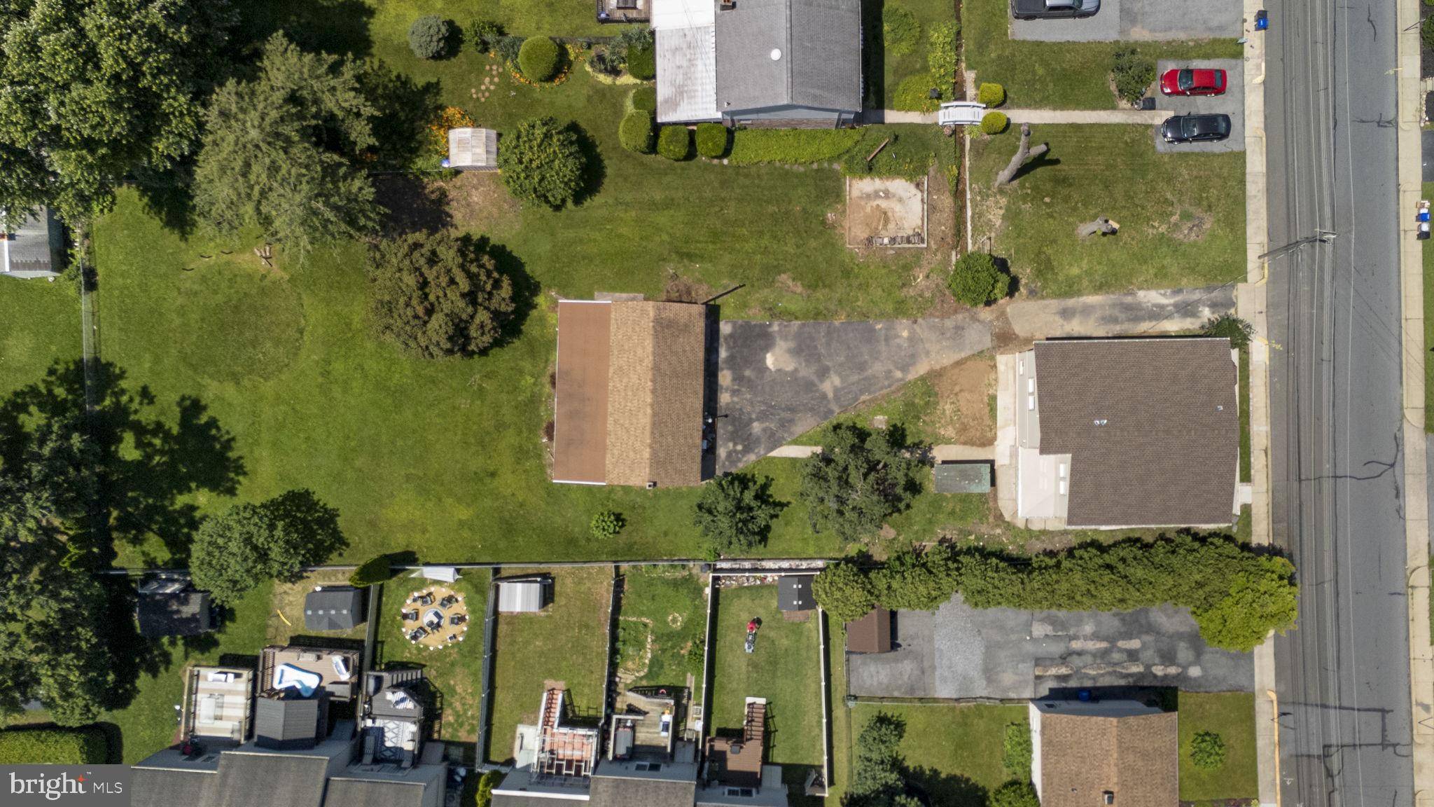 Reading, PA 19605,1432 FRUSH VALLEY RD