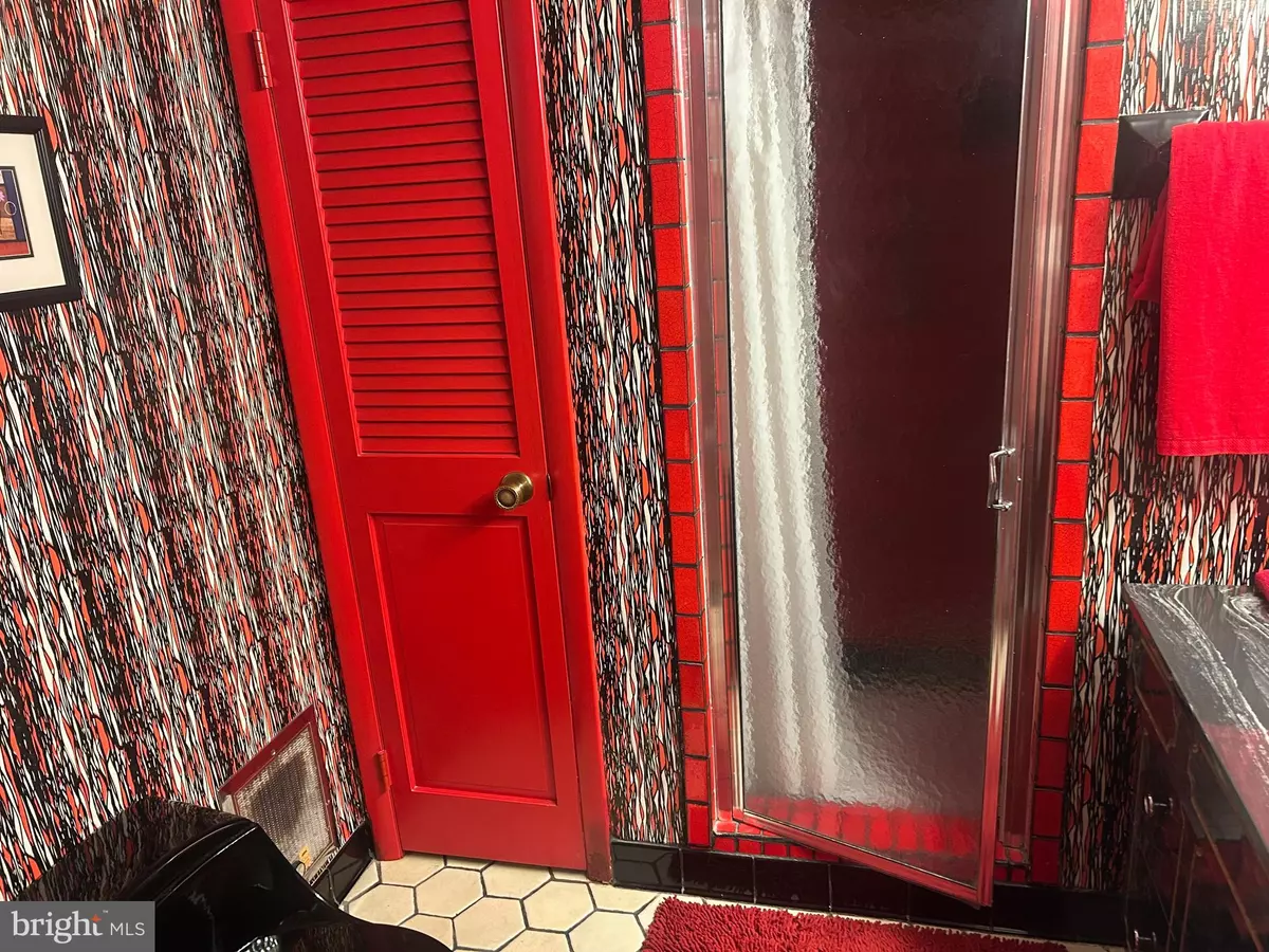 Baltimore, MD 21237,8300 BERKWOOD CT