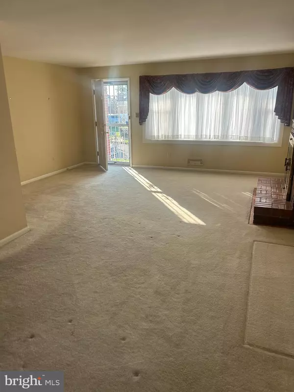 Baltimore, MD 21237,8300 BERKWOOD CT