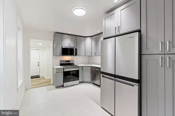 5221 WALTON AVE, Philadelphia, PA 19143