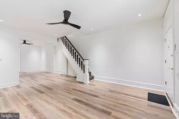 Philadelphia, PA 19143,5221 WALTON AVE
