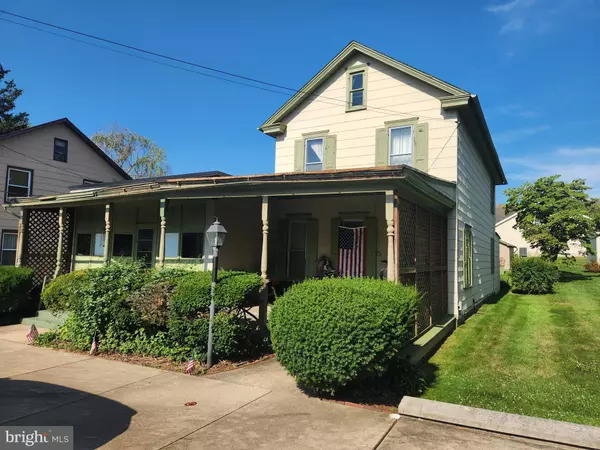 Mount Joy, PA 17552,122 N BARBARA ST