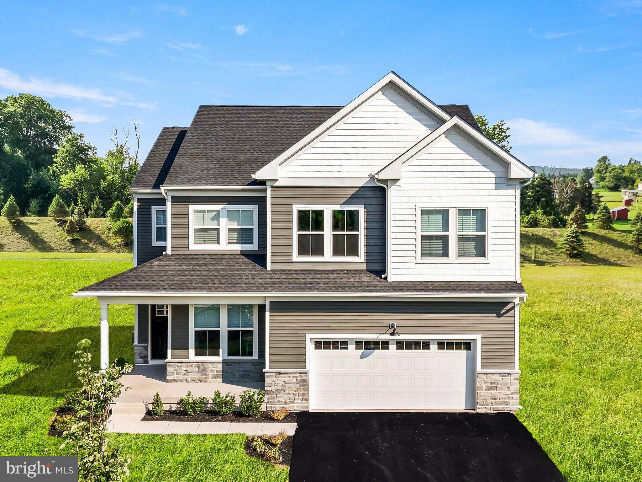 101 STEINER WAY, Perkiomenville, PA 18074