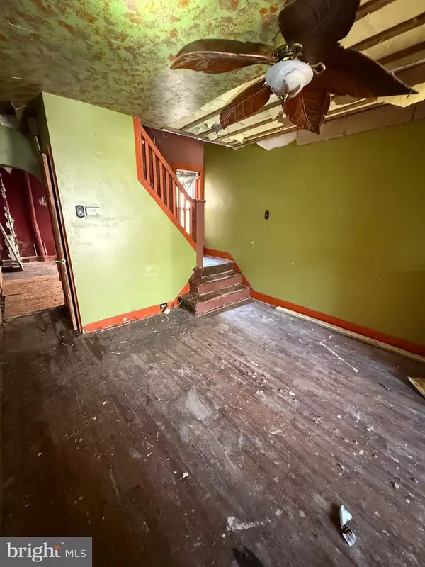 Trenton, NJ 08618,639 N WILLOW ST