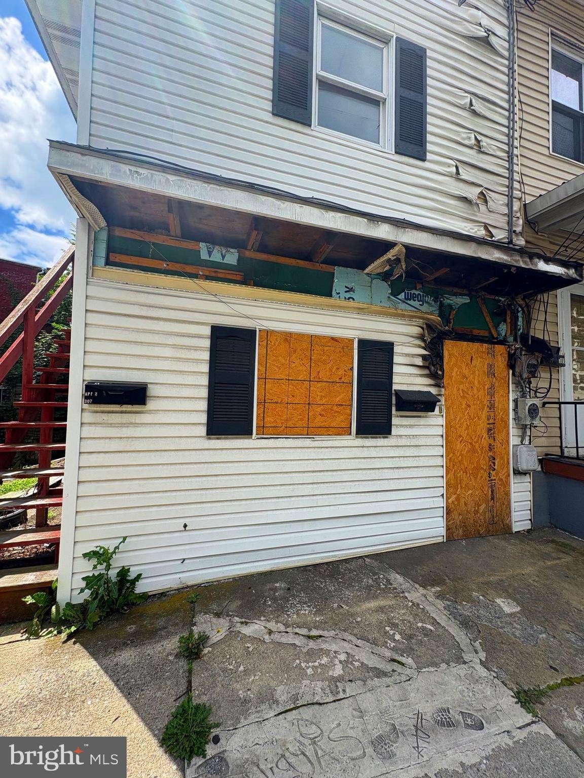 Pottsville, PA 17901,307 LAUREL BLVD