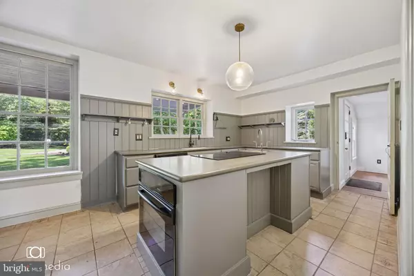 Glen Mills, PA 19342,547 CONCORD RD