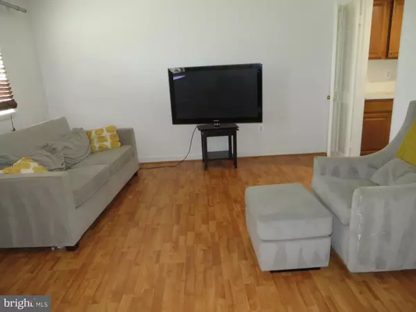 Woodbridge, VA 22193,4389 ENSBROOK LN