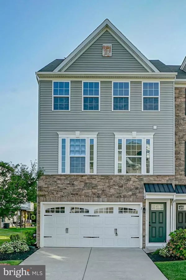 2 CARDINAL CT, Sewell, NJ 08080