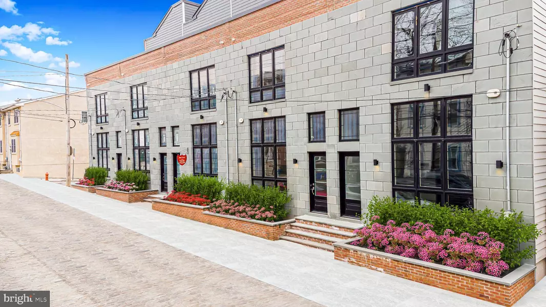 4714 SMICK ST, Philadelphia, PA 19127