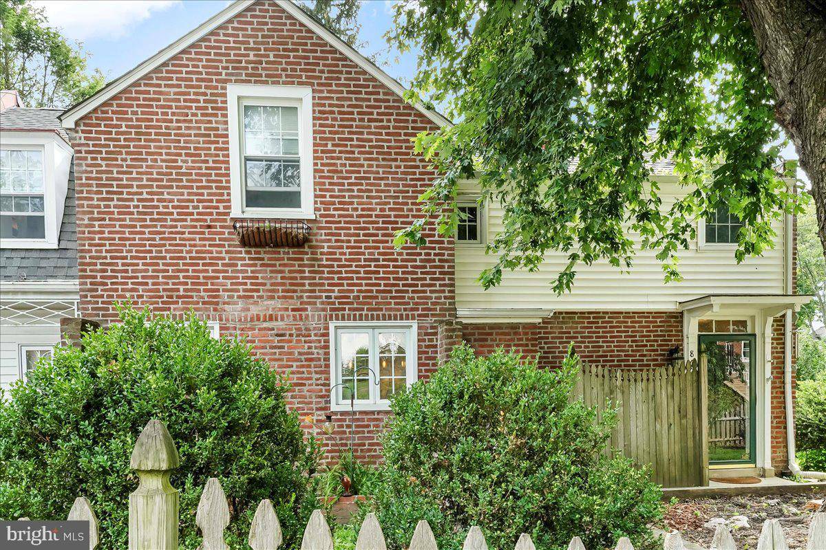 Philadelphia, PA 19128,8606 BRIERDALE RD