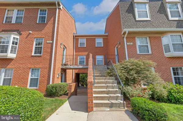 3823 CHESTERWOOD DR #3823, Silver Spring, MD 20906