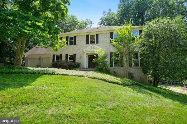 11004 ROUNDTABLE CT, North Bethesda, MD 20852