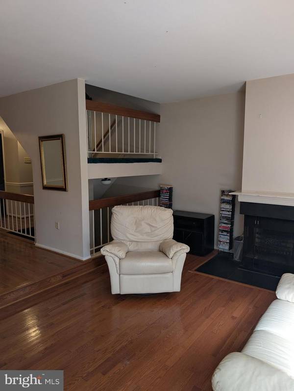 Lanham, MD 20706,6915 WOODSTREAM LN