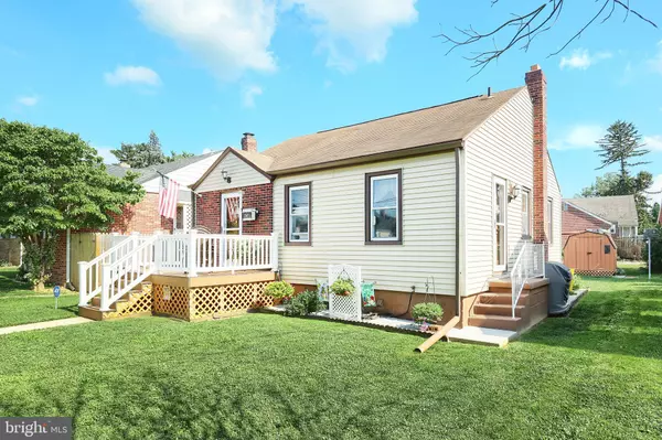 York, PA 17403,838 E MAPLE ST