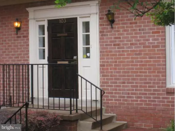 103 ROWELL CT, Falls Church, VA 22046