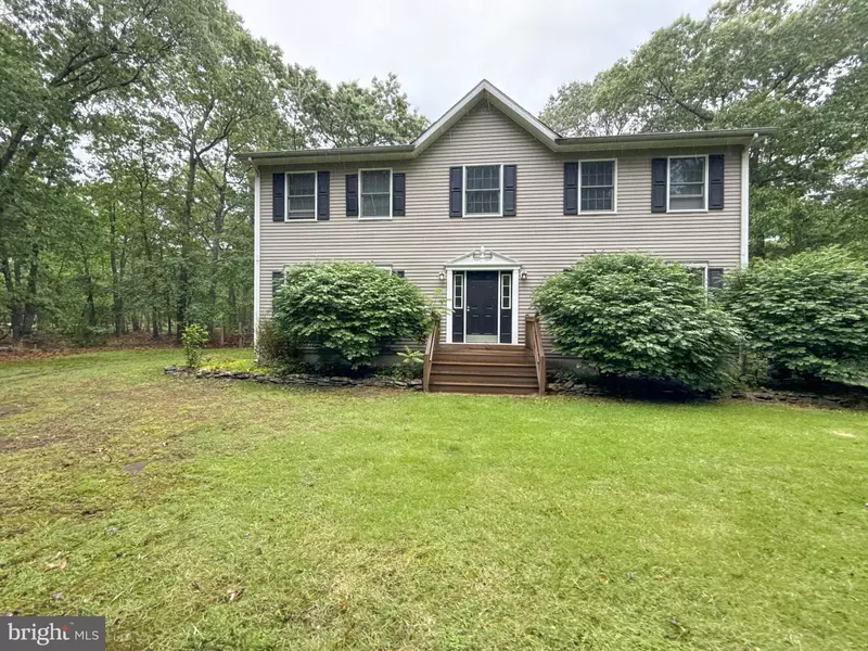 17 AMASA LANDING RD, Tuckerton, NJ 08087