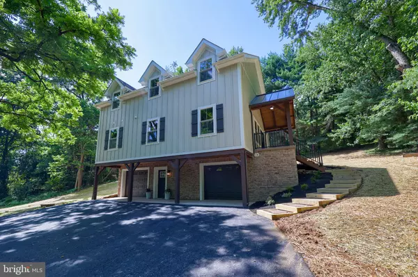 Bainbridge, PA 17502,1414 AMOSITE ROAD