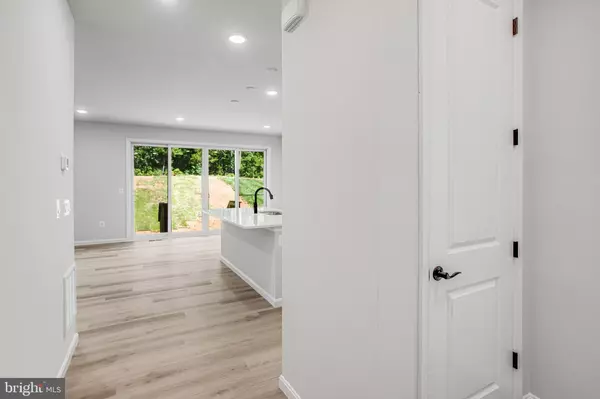 Locust Grove, VA 22508,35615 PINE NEEDLE LN