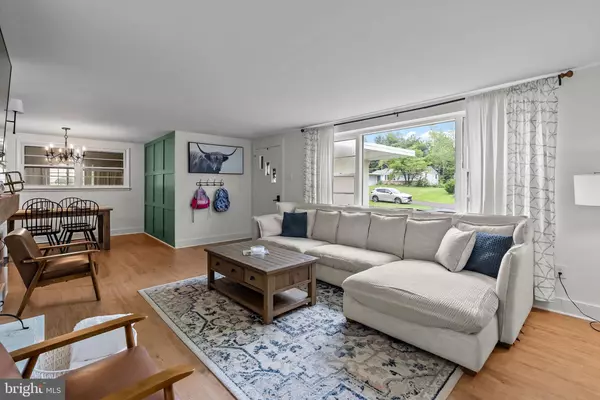 Yardley, PA 19067,16 BROOK LN