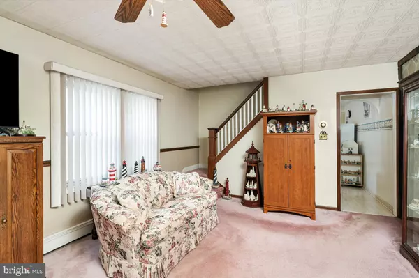 Hamilton, NJ 08610,96 MARSHALL AVE