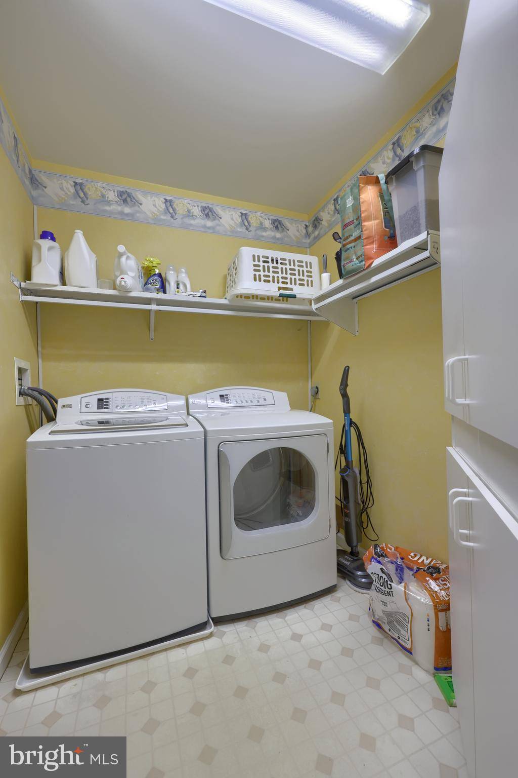 Mountville, PA 17554,494 HILLSIDE DR