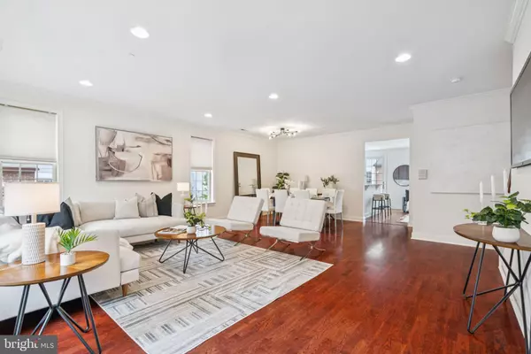 Philadelphia, PA 19146,301 CAPTAINS WAY