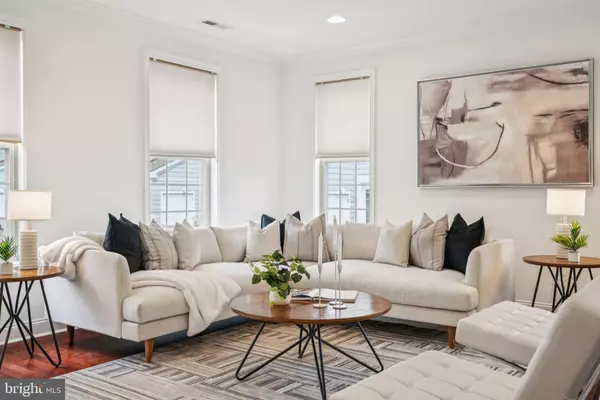Philadelphia, PA 19146,301 CAPTAINS WAY