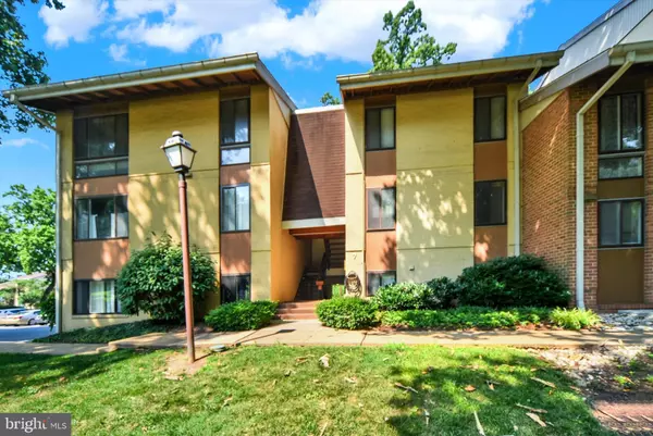 7 CROSS KEYS RD #7E, Baltimore, MD 21210