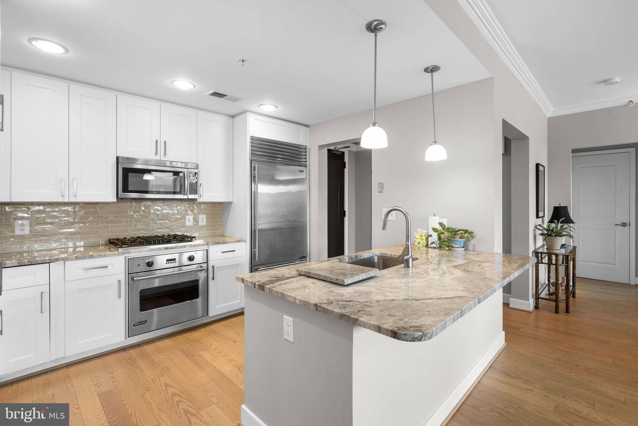 Potomac, MD 20854,12500 PARK POTOMAC AVE #404 S