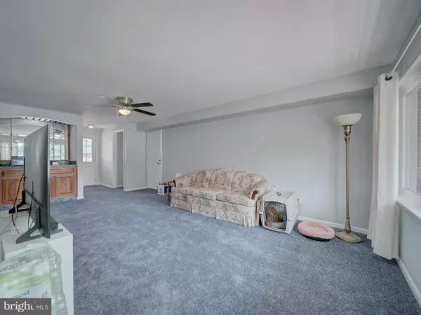 Alexandria, VA 22308,8912 BATTERY RD