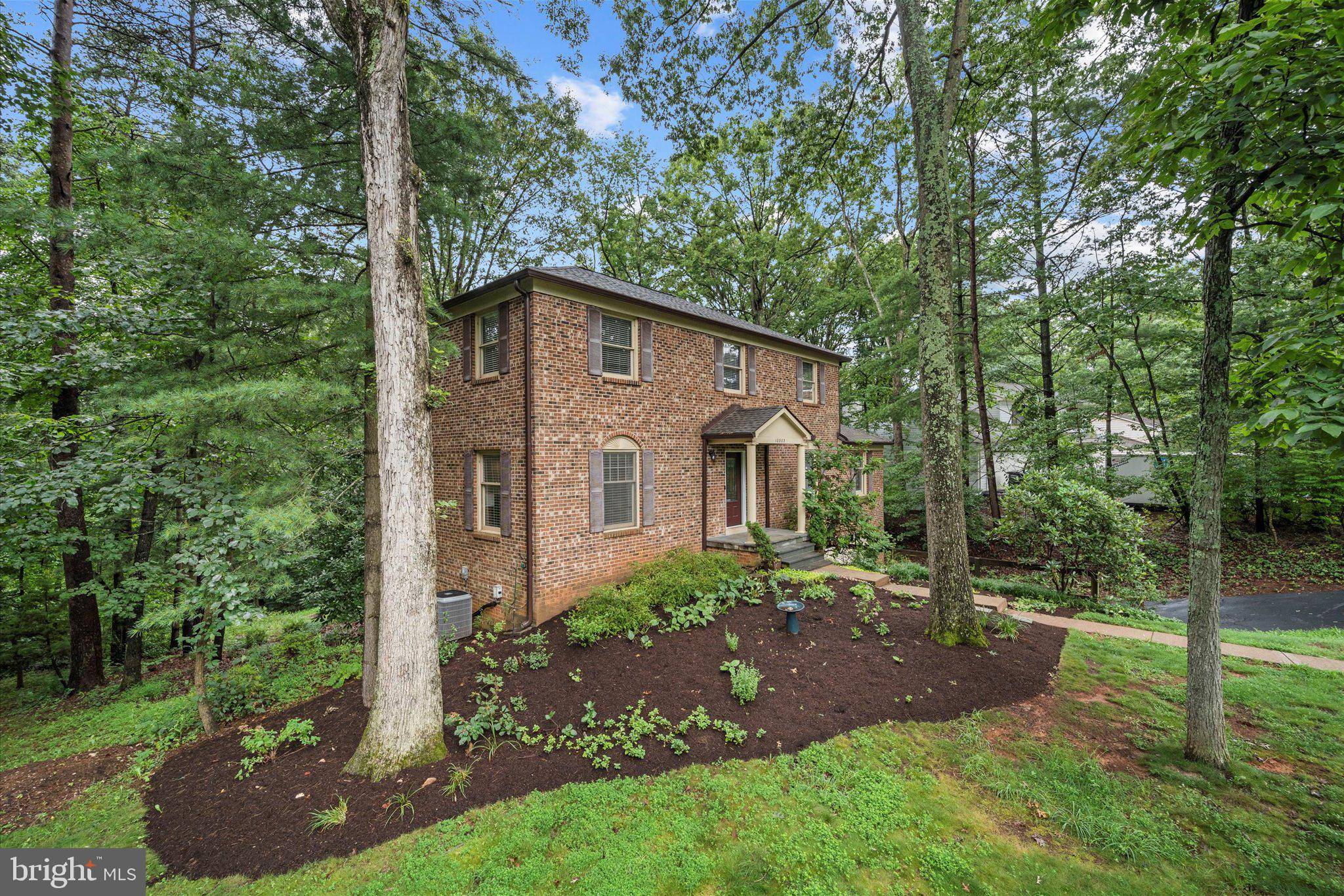 Reston, VA 20191,10803 CROSS SCHOOL RD