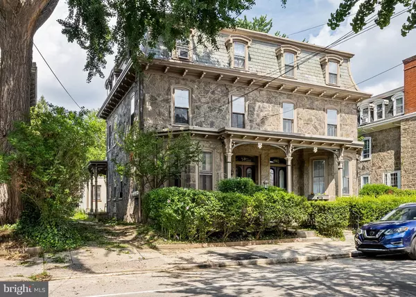 5911 GREENE ST, Philadelphia, PA 19144